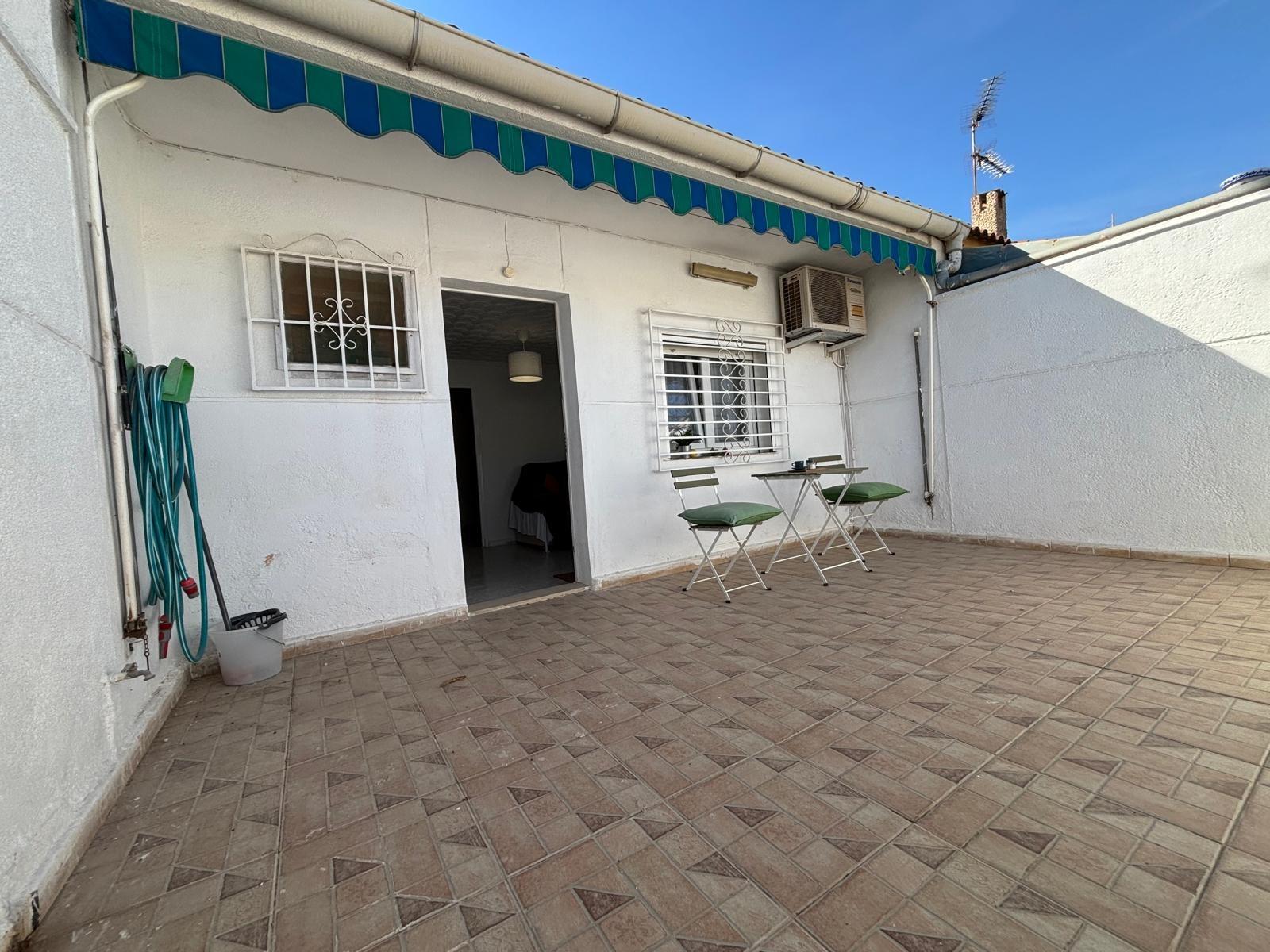 1 Bed, 1 Bath, HouseFor Sale, Torrevieja, Alicante