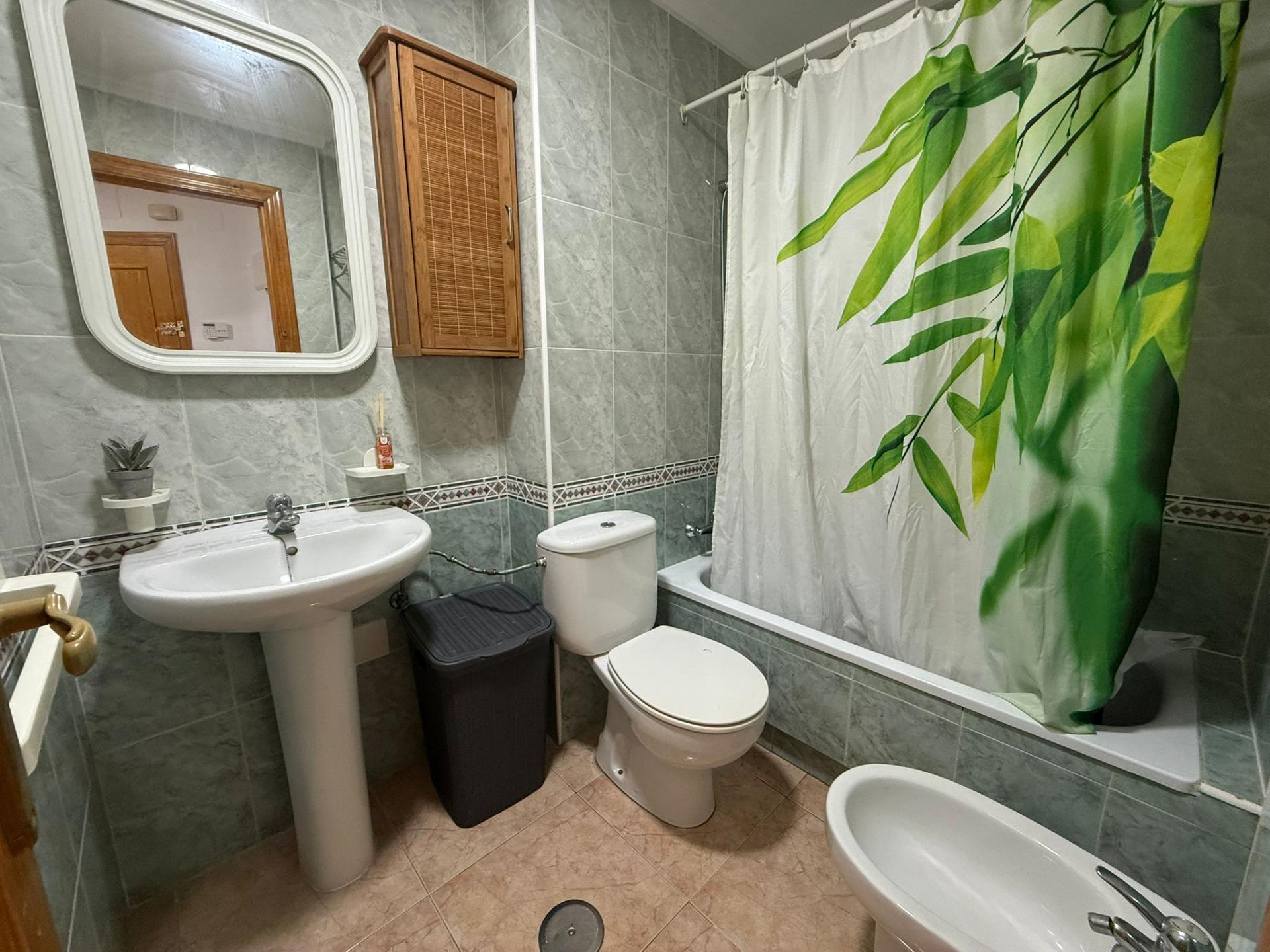 2 Bed, 1 Bath, ApartmentFor Sale, Torrevieja, Alicante 2 Bed, 1 Bath, ApartmentFor Sale, Torrevieja, Alicante