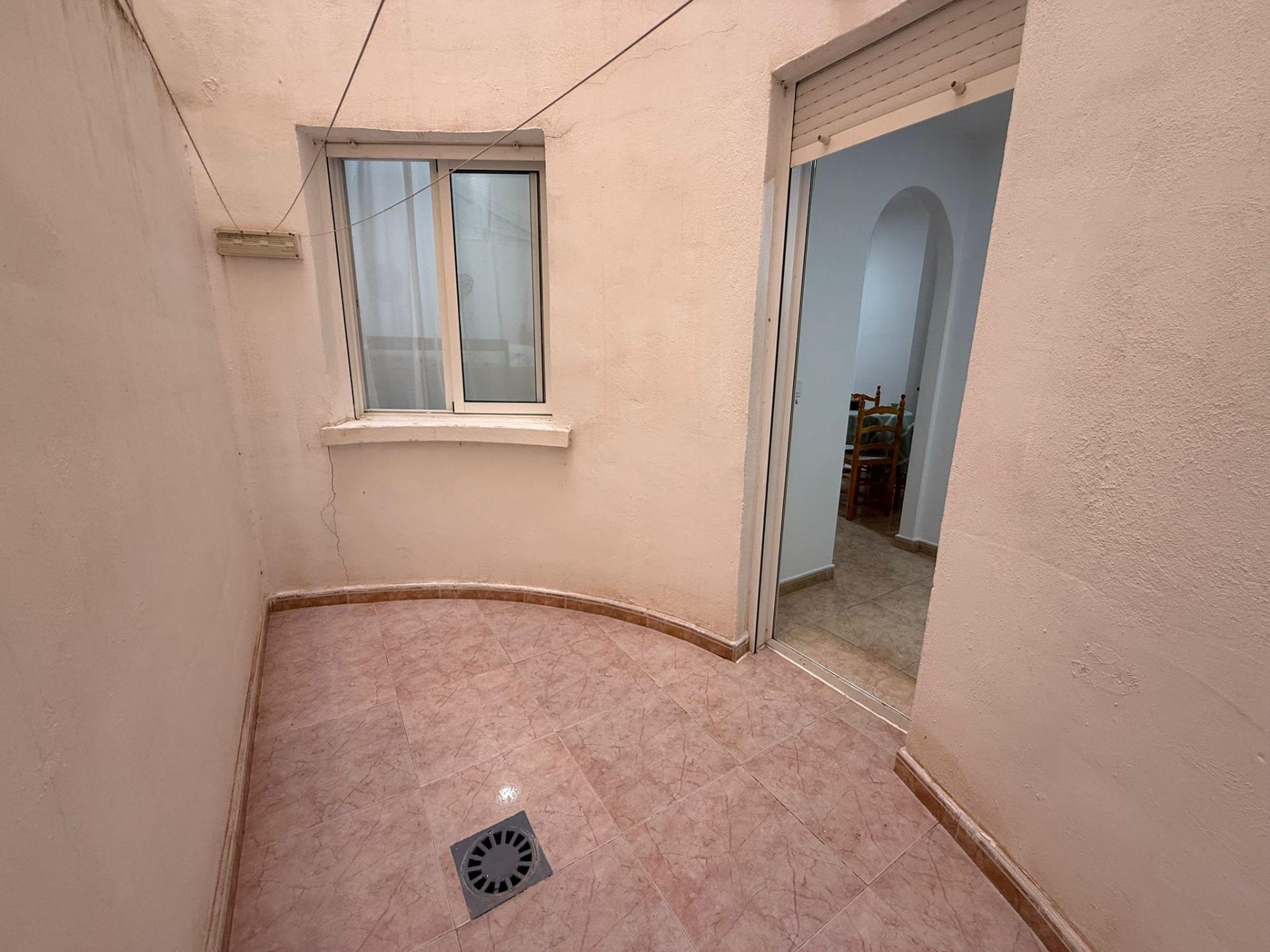 2 Bed, 1 Bath, ApartmentFor Sale, Torrevieja, Alicante 2 Bed, 1 Bath, ApartmentFor Sale, Torrevieja, Alicante