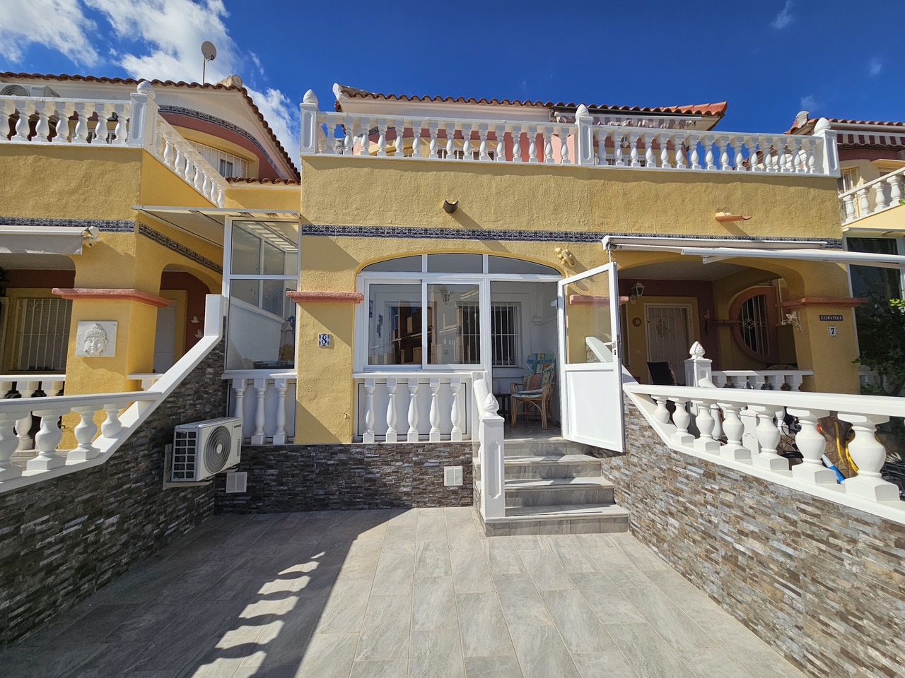 2 Bed, 2 Bath, HouseFor Sale, La Zenia, Alicante