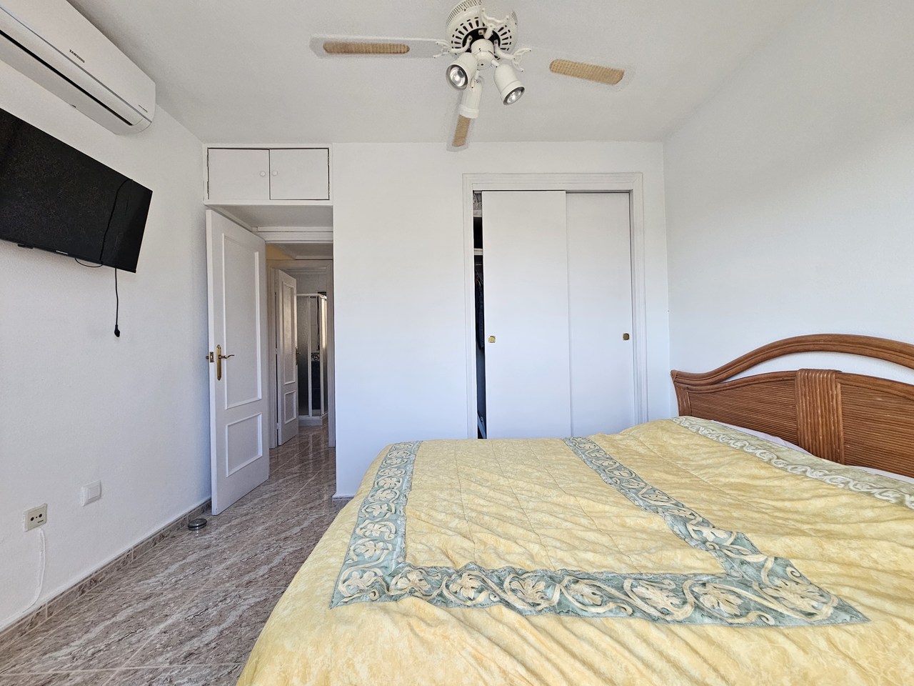 2 Bed, 2 Bath, HouseFor Sale, La Zenia, Alicante