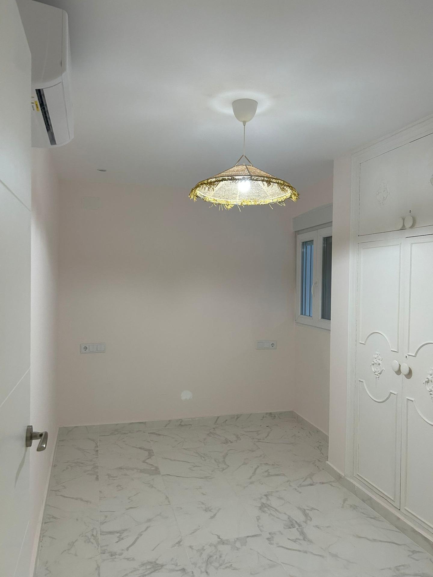 3 Bed, 2 Bath, ApartmentFor Sale, Torrevieja, Alicante 3 Bed, 2 Bath, ApartmentFor Sale, Torrevieja, Alicante