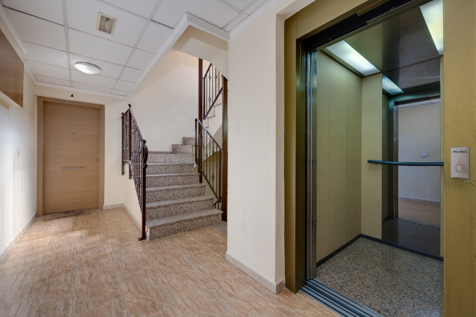 3 Bed, 2 Bath, ApartmentFor Sale, Jacarilla, Alicante 3 Bed, 2 Bath, ApartmentFor Sale, Jacarilla, Alicante