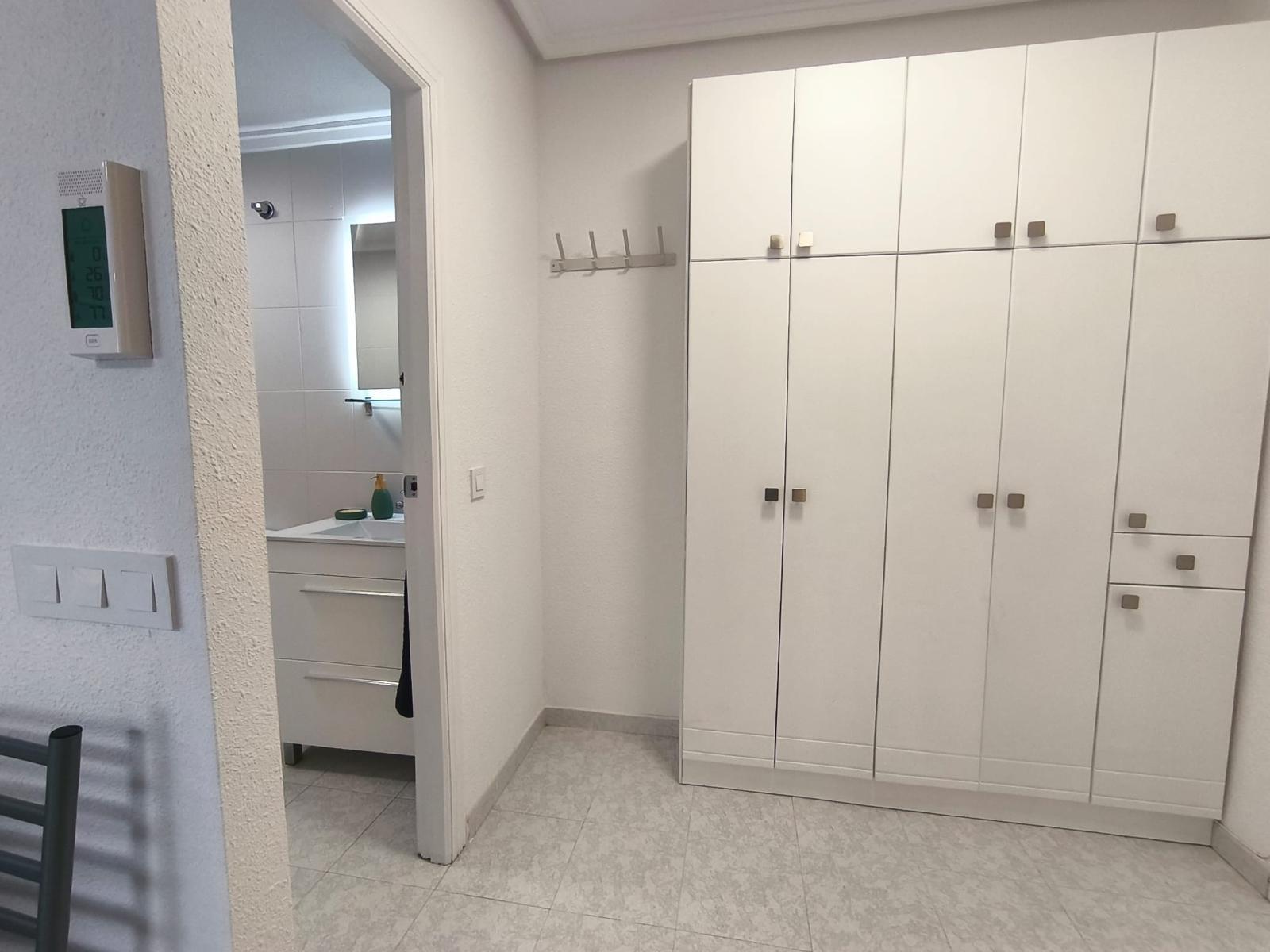 1 Bed, 1 Bath, ApartmentFor Sale, Torrevieja, Alicante