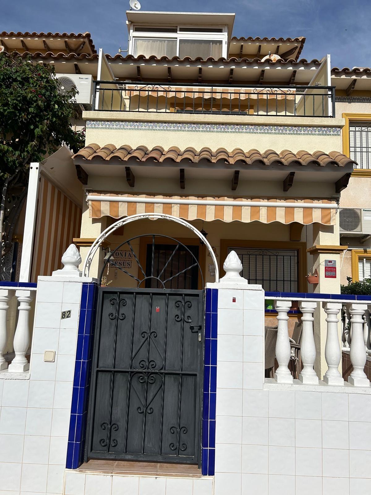 2 Bed, 1 Bath, ApartmentFor Sale, Orihuela Costa, Alicante