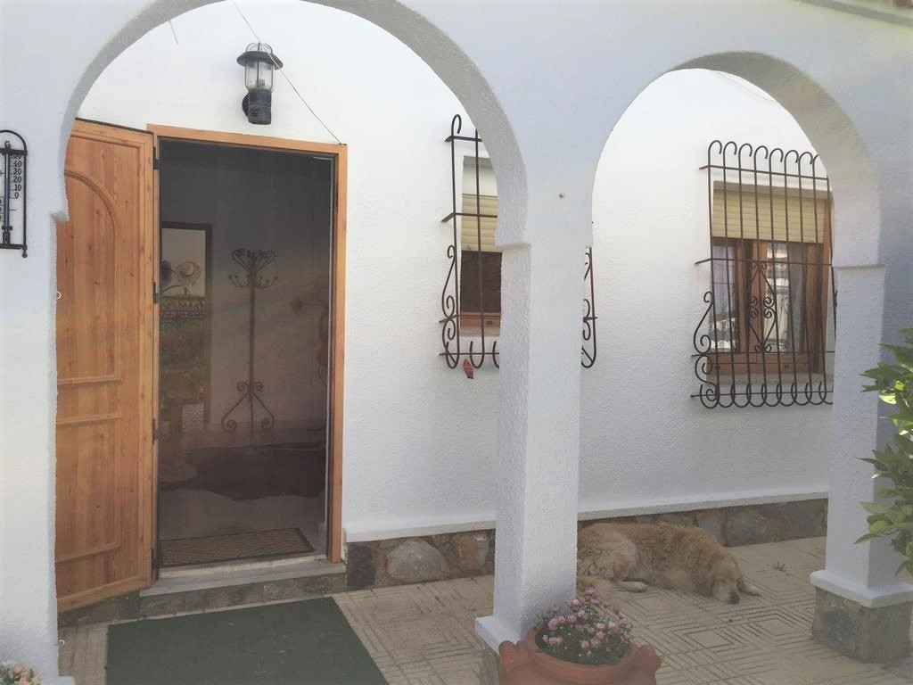 6 Bed, 3 Bath, HouseFor Sale, Torrevieja, Alicante