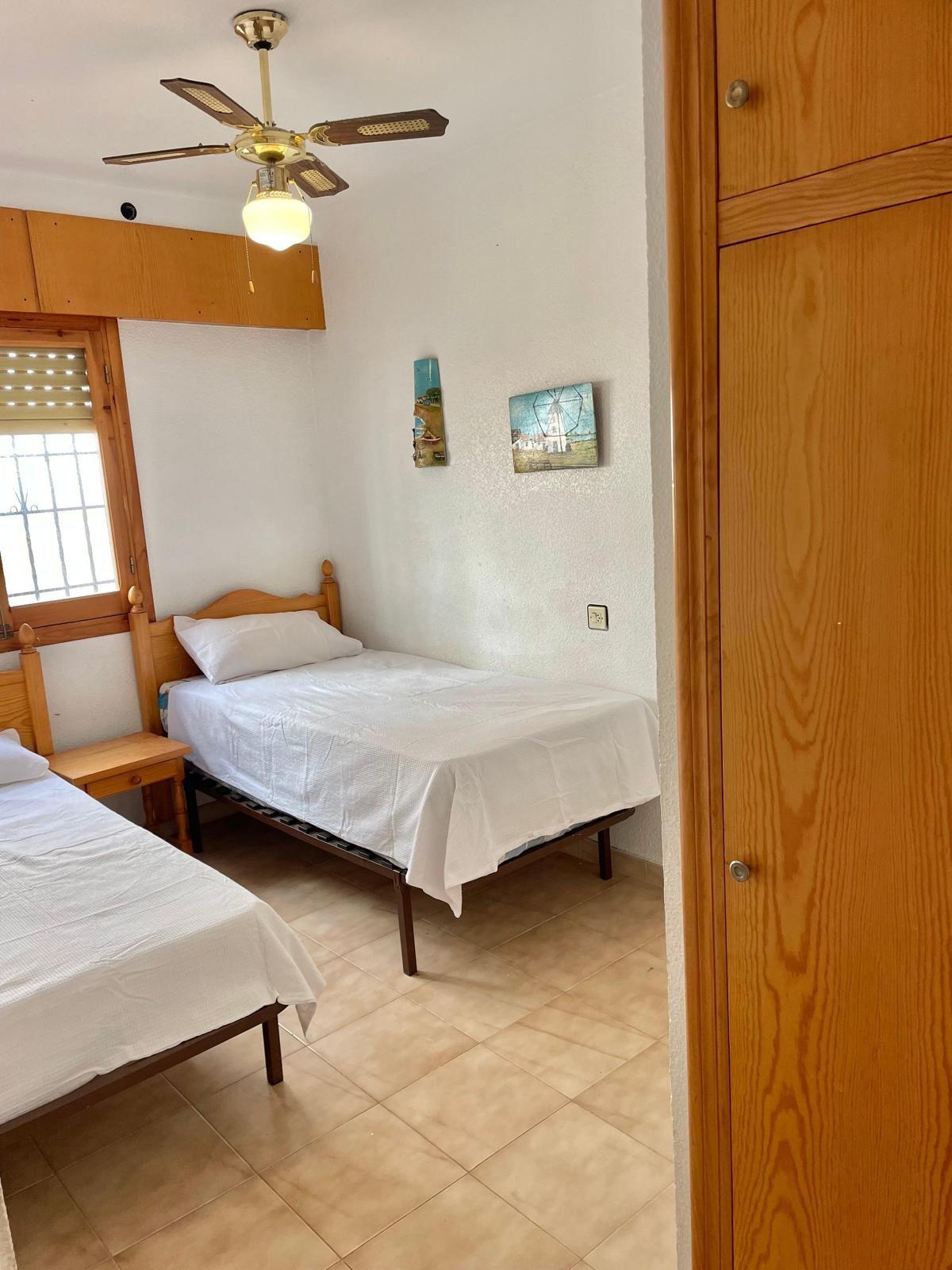 3 Bed, 1 Bath, ApartmentFor Sale, Torrevieja, Alicante