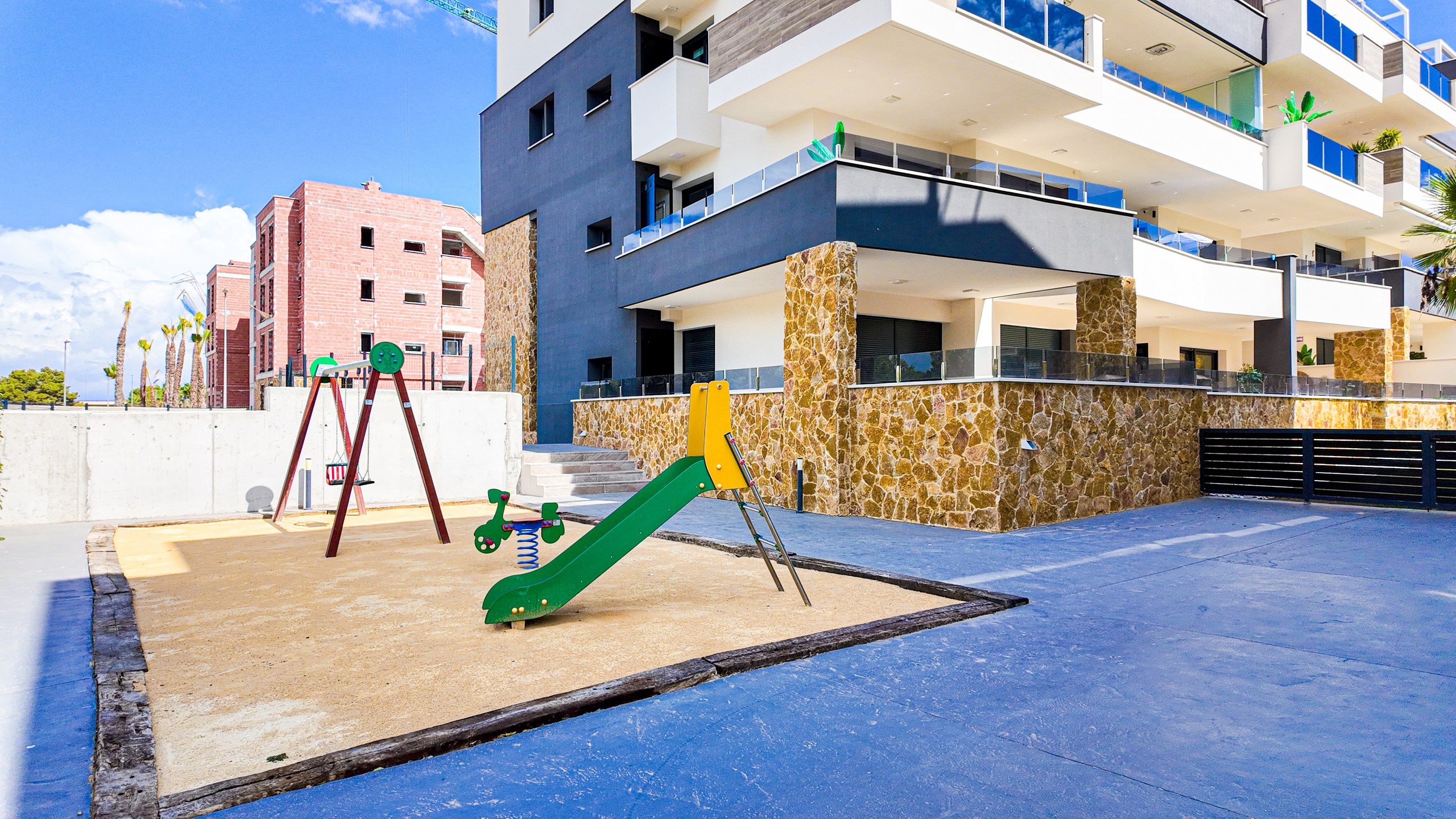 2 Bed, 2 Bath, ApartmentFor Sale, Orihuela Costa, Alicante