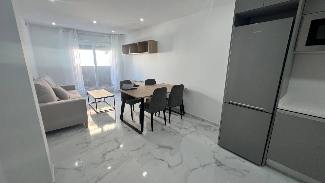 2 Bed, 1 Bath, ApartmentFor Sale, Torrevieja, Alicante