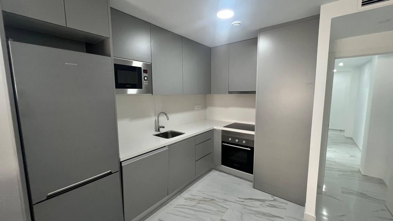 2 Bed, 1 Bath, ApartmentFor Sale, Torrevieja, Alicante