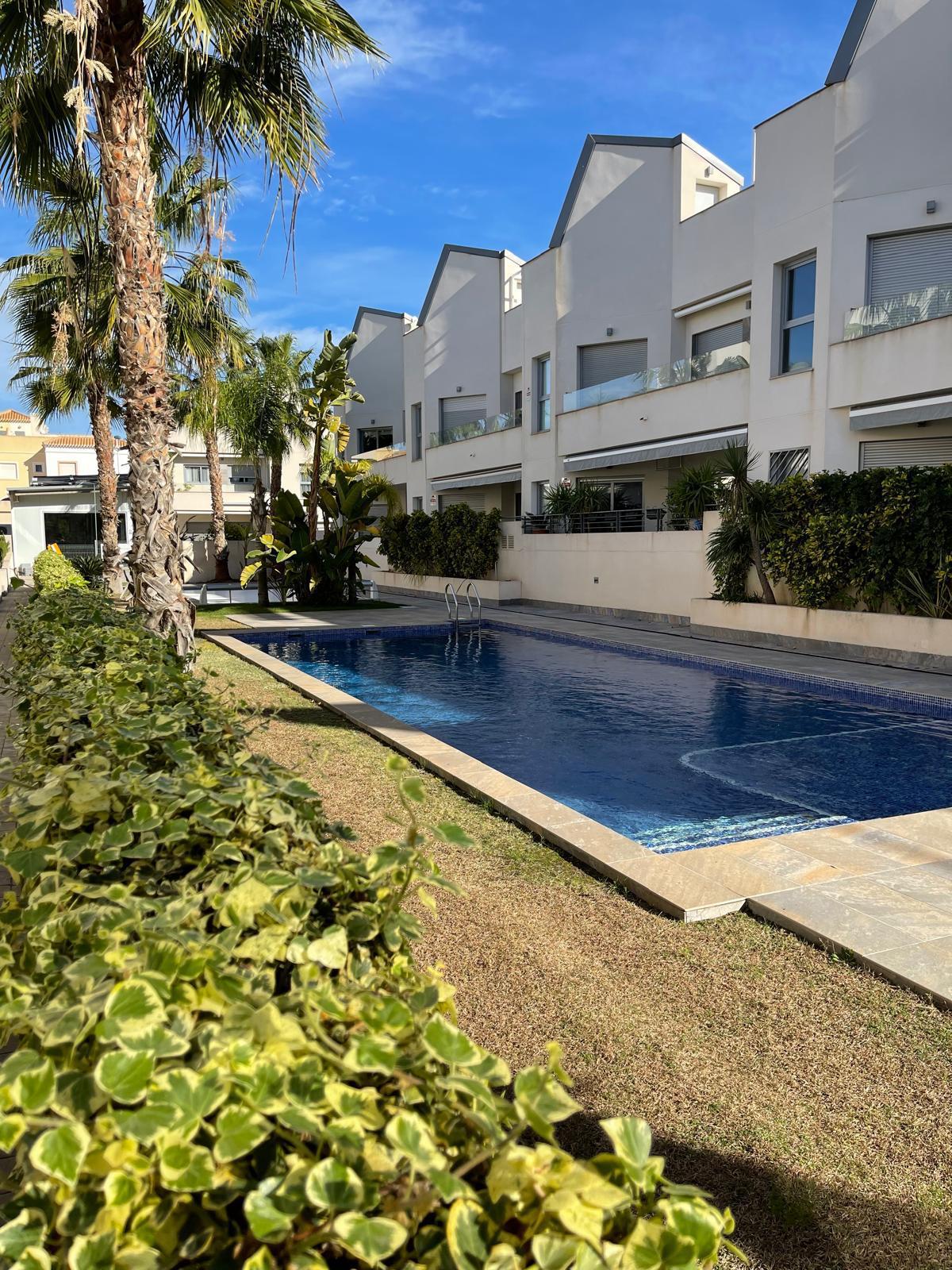 2 Bed, 2 Bath, HouseFor Sale, Torrevieja, Alicante