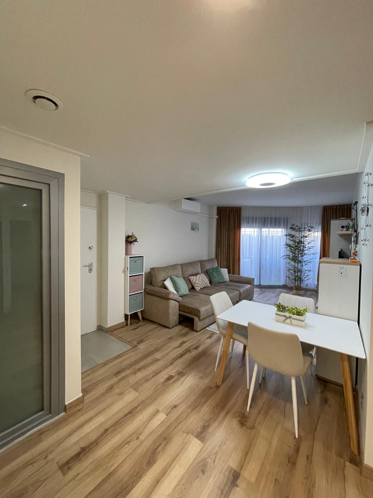 2 Bed, 2 Bath, HouseFor Sale, Torrevieja, Alicante