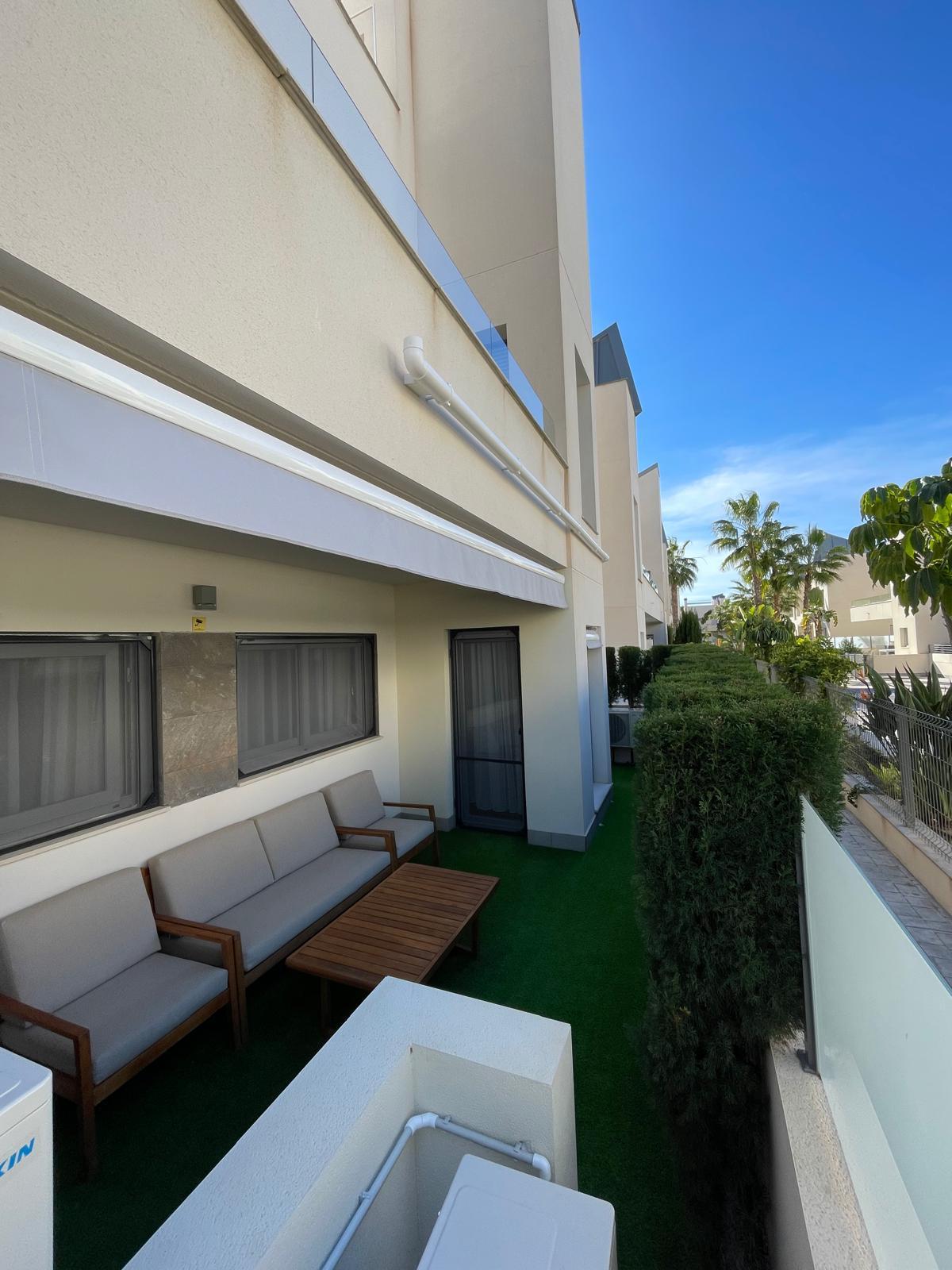 2 Bed, 2 Bath, HouseFor Sale, Torrevieja, Alicante