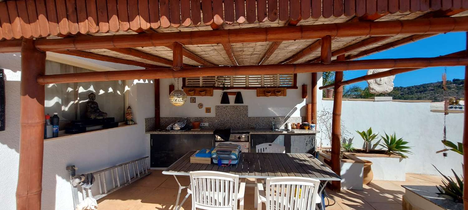 3 Bed, 2 Bath, HouseFor Sale, Calpe, Alicante