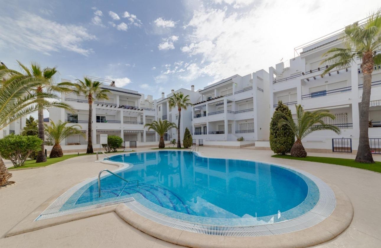 2 Bed, 2 Bath, ApartmentFor Sale, Torrevieja, Alicante