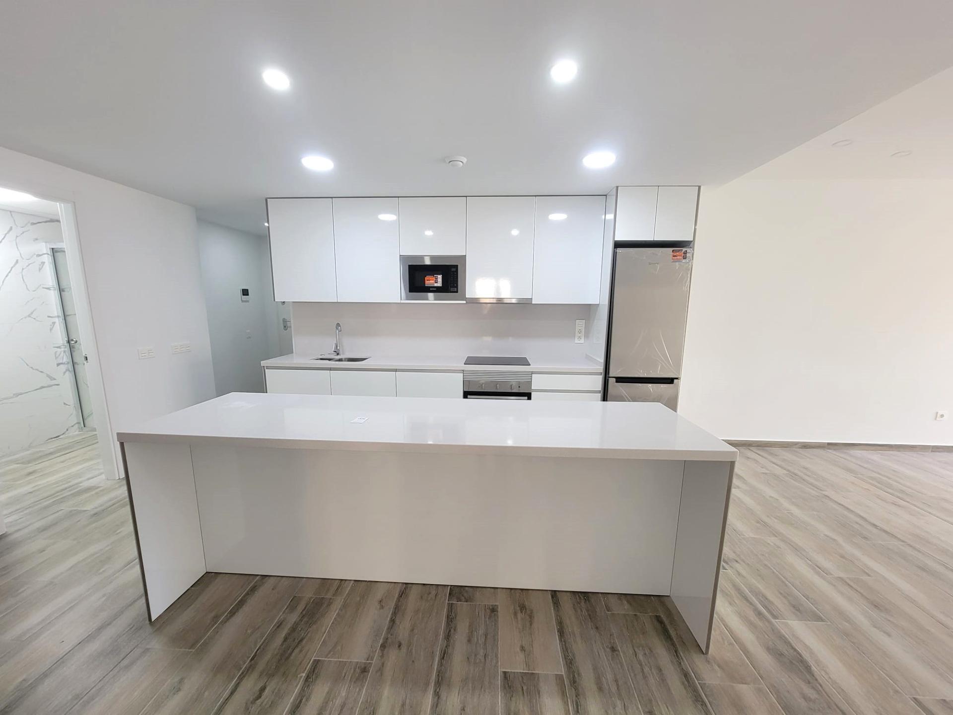 3 Bed, 3 Bath, ApartmentFor Sale, Torrevieja, Alicante