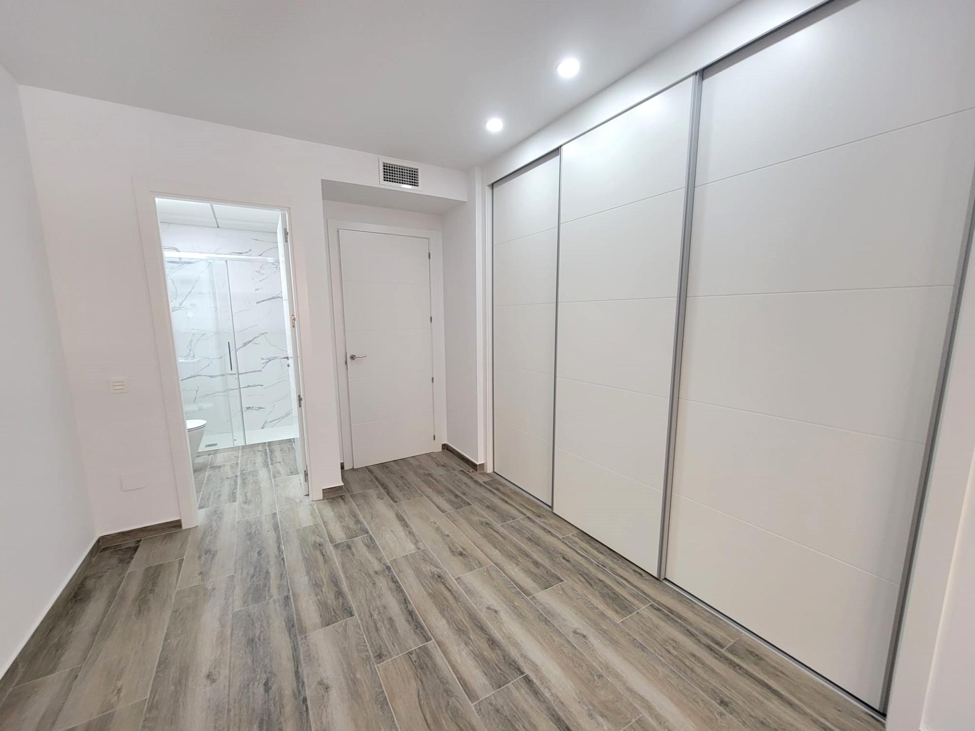 3 Bed, 3 Bath, ApartmentFor Sale, Torrevieja, Alicante