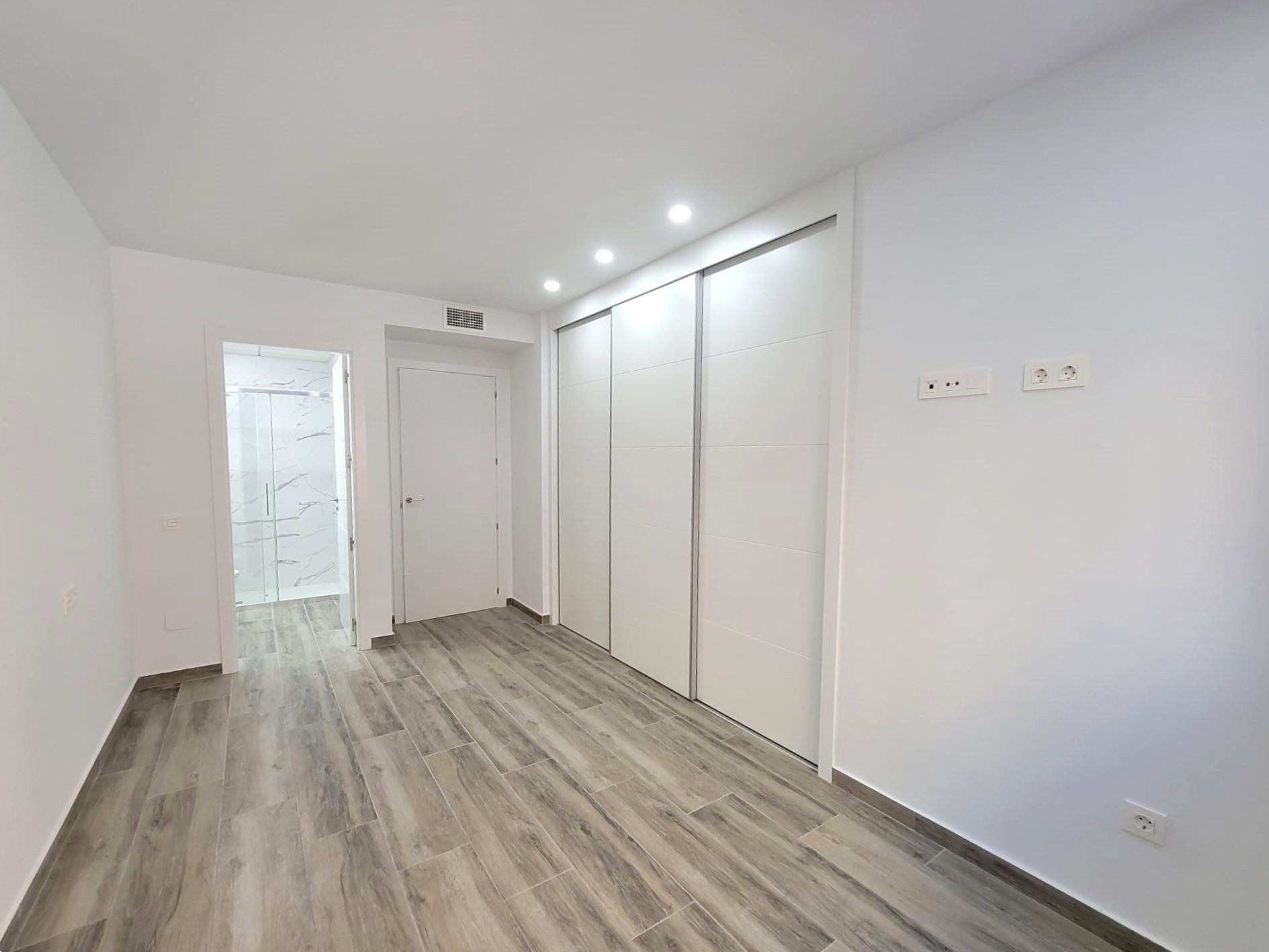 3 Bed, 3 Bath, ApartmentFor Sale, Torrevieja, Alicante