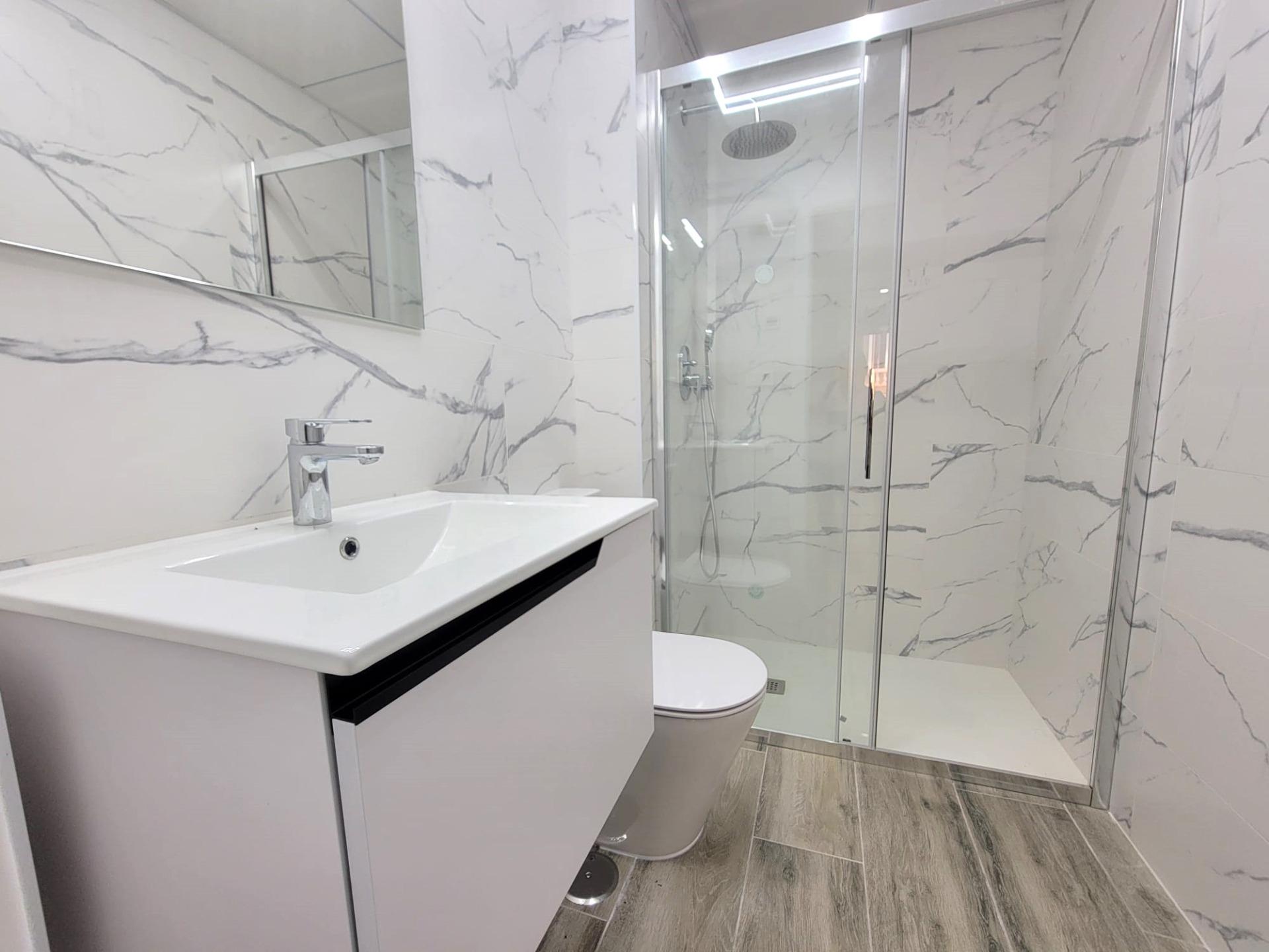 3 Bed, 3 Bath, ApartmentFor Sale, Torrevieja, Alicante