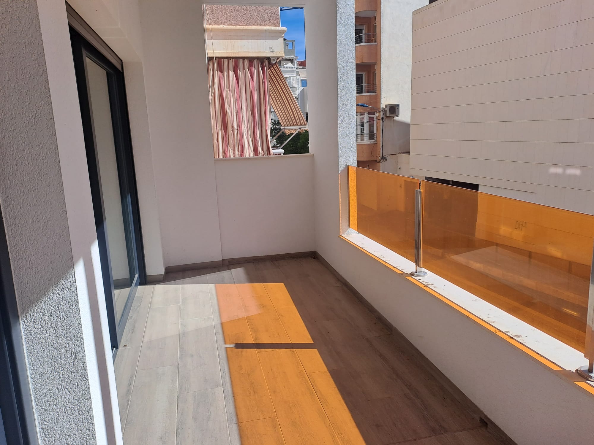 3 Bed, 2 Bath, ApartmentFor Sale, Torrevieja, Alicante
