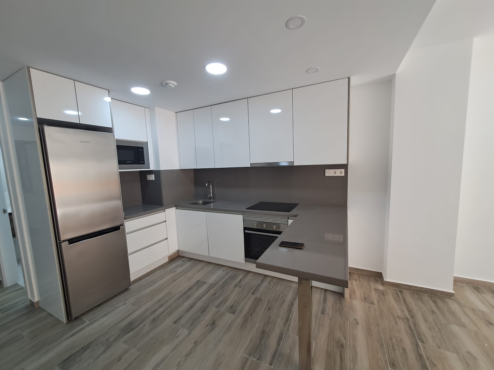 3 Bed, 2 Bath, ApartmentFor Sale, Torrevieja, Alicante