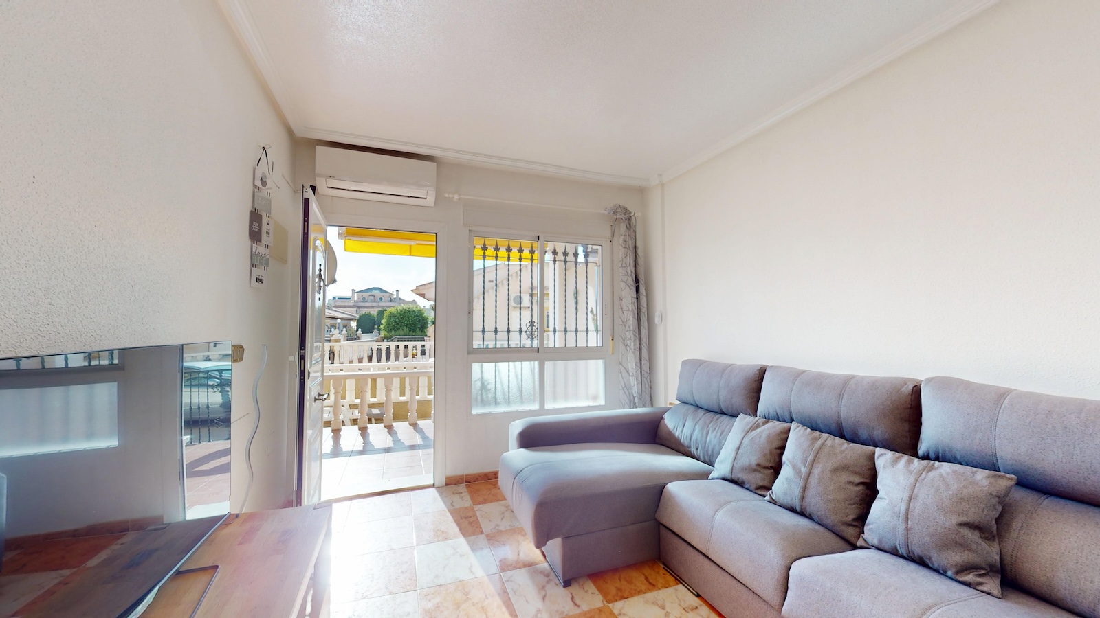2 Bed, 1 Bath, HouseFor Sale, Orihuela, Alicante
