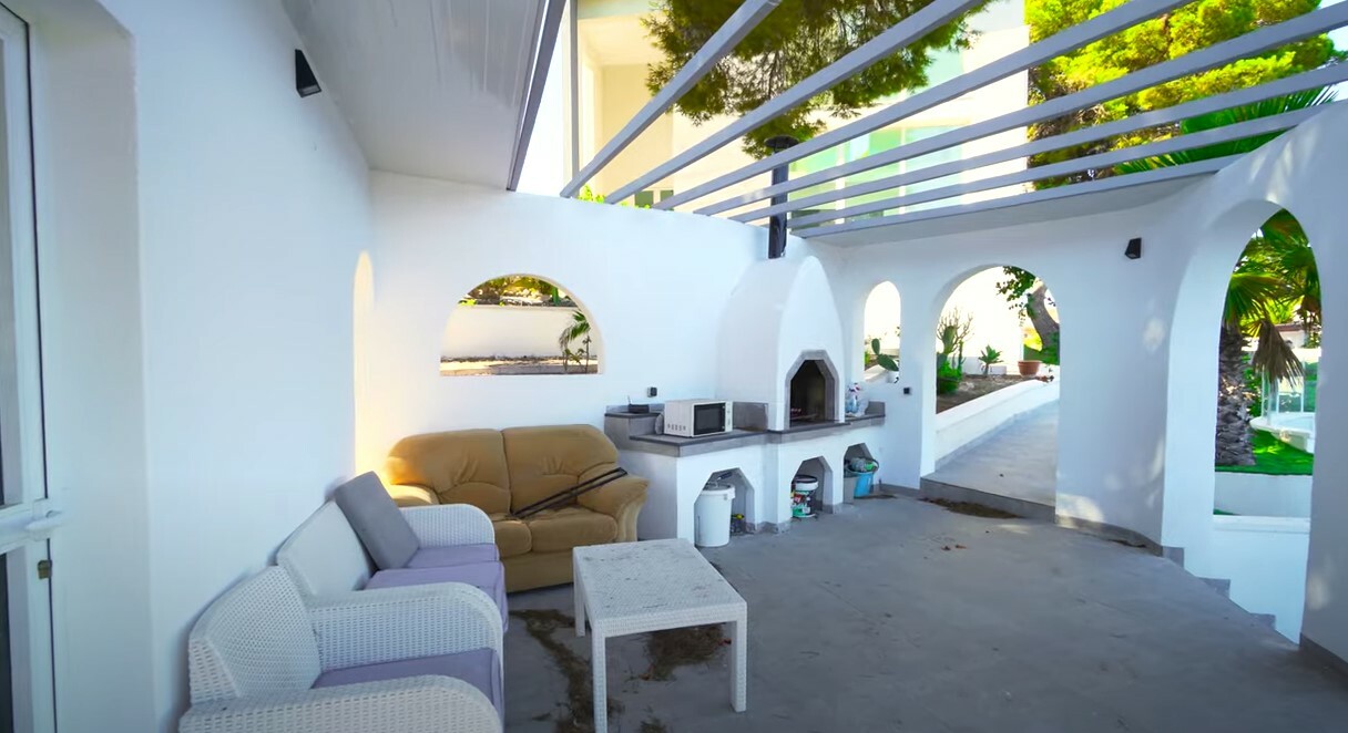 6 Bed, 3 Bath, HouseFor Sale, Torrevieja, Alicante