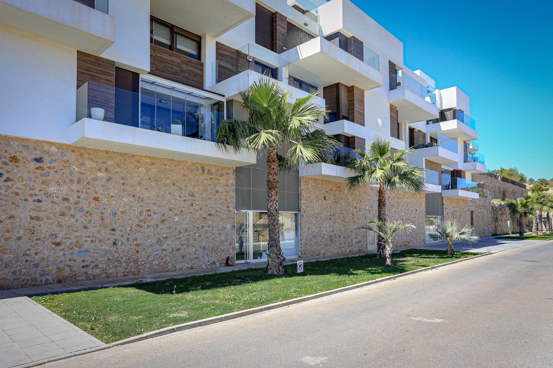 2 Bed, 2 Bath, ApartmentFor Sale, Orihuela Costa, Alicante