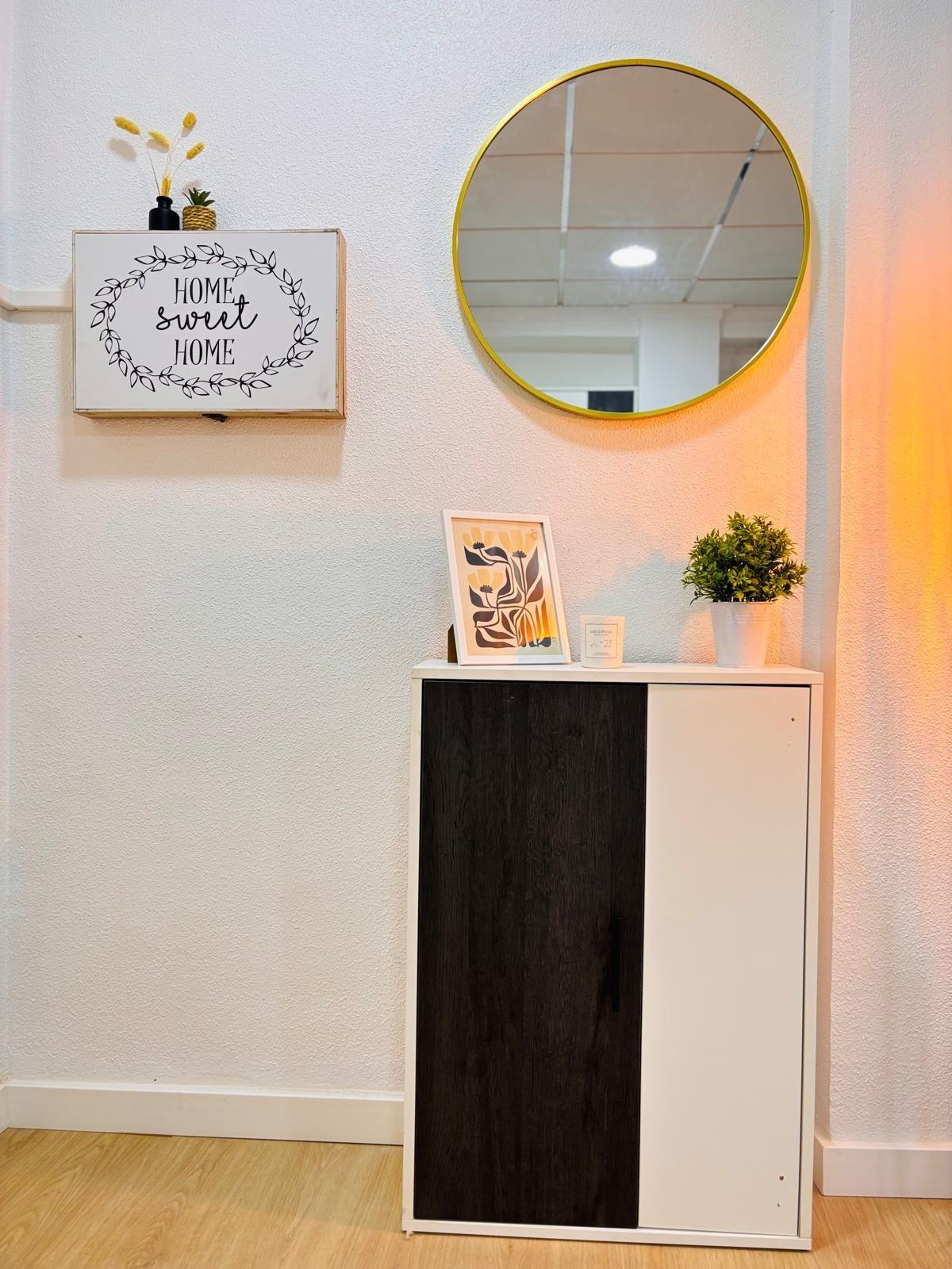 2 Bed, 1 Bath, ApartmentFor Sale, Torrevieja, Alicante