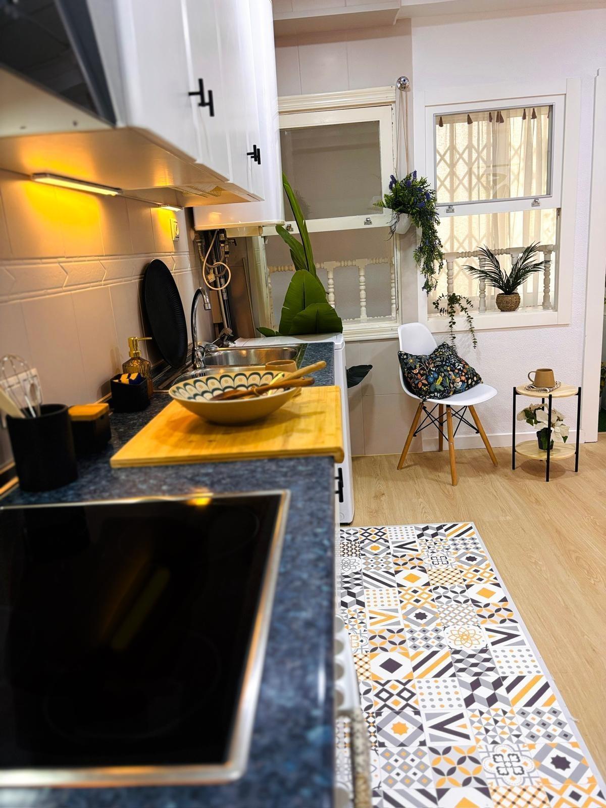 2 Bed, 1 Bath, ApartmentFor Sale, Torrevieja, Alicante