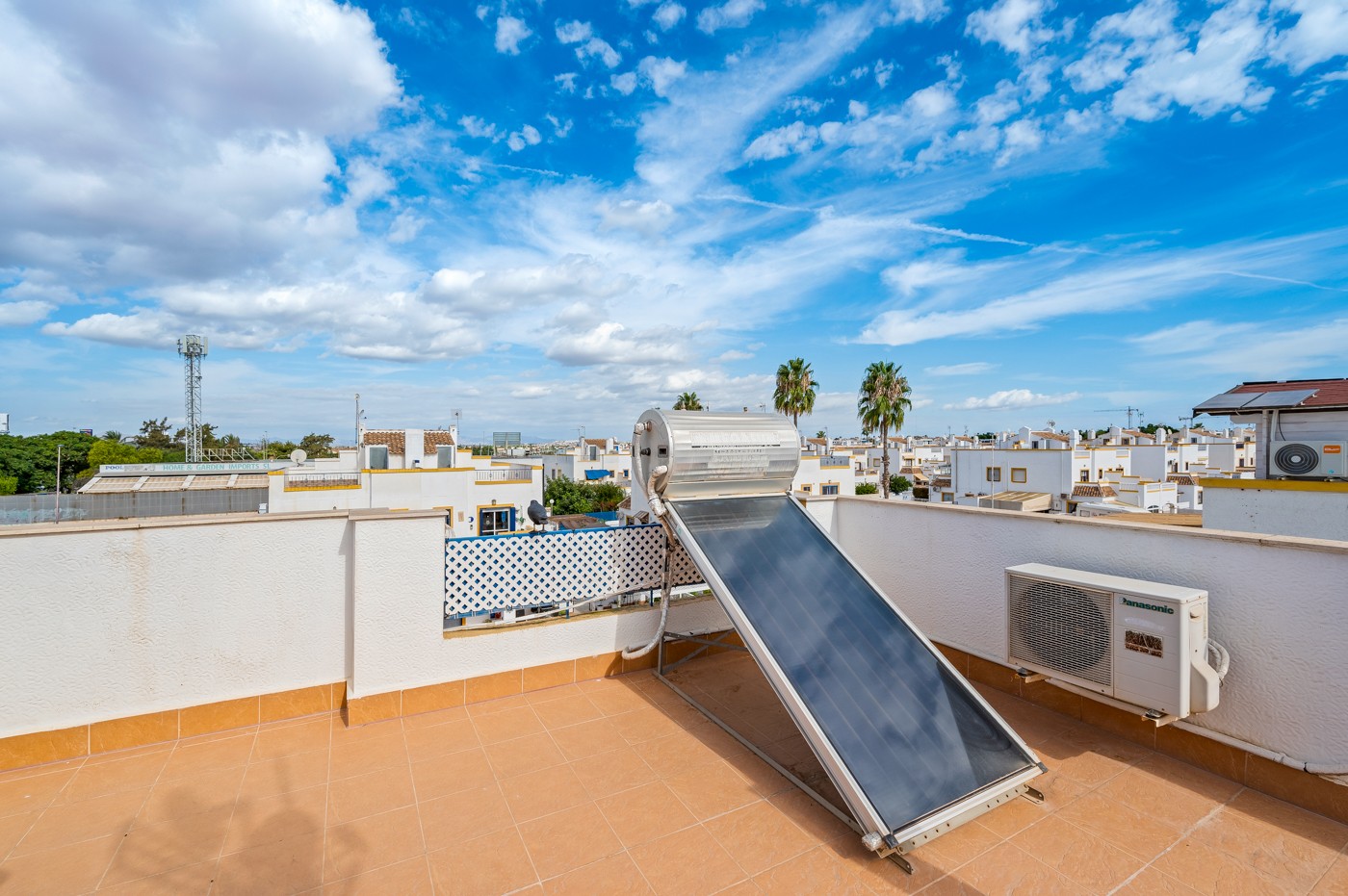 3 Bed, 2 Bath, HouseFor Sale, Torrevieja, Alicante