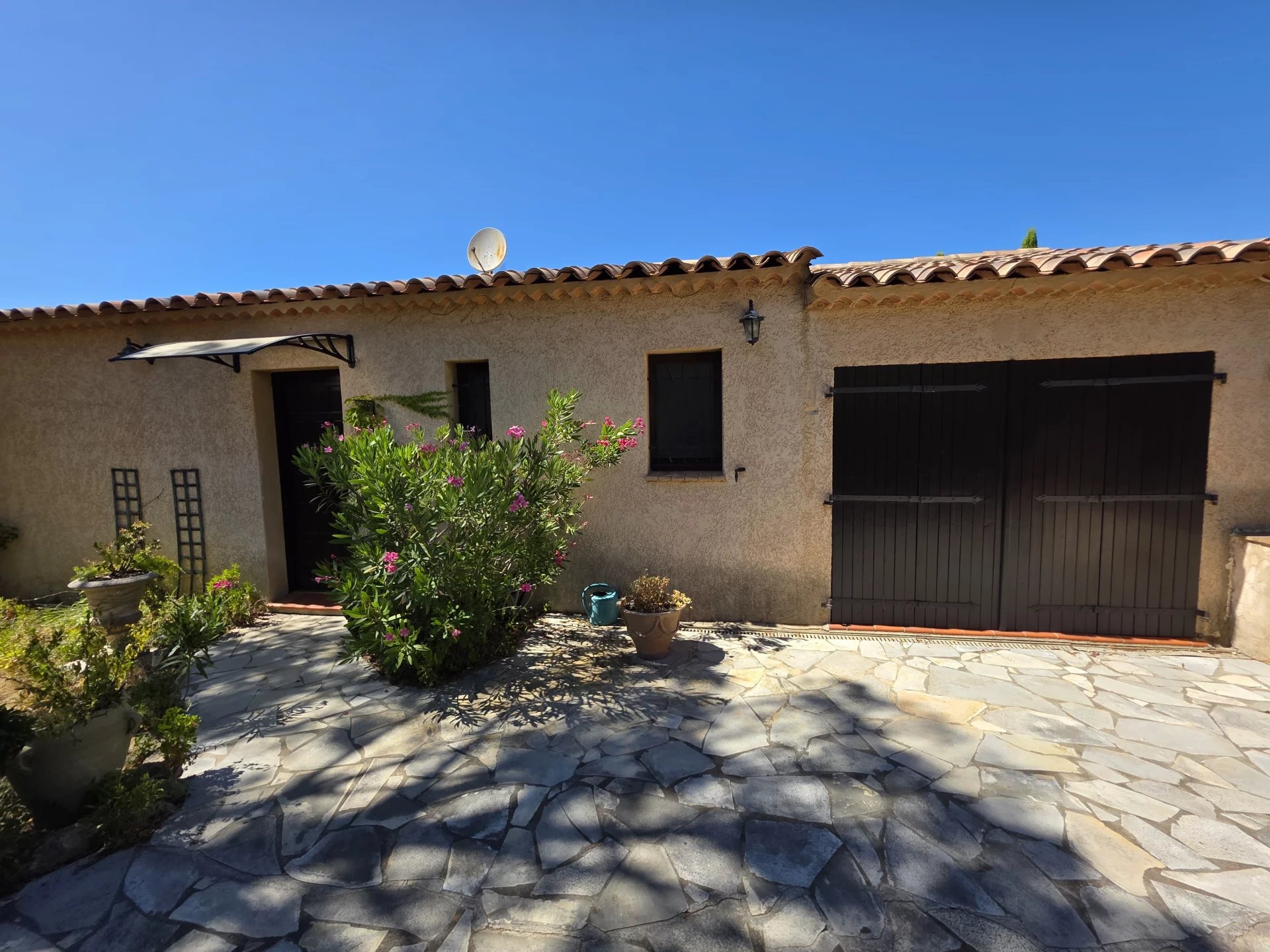 3 Bed, HouseFor Sale, Roquebrune-sur-Argens, Var