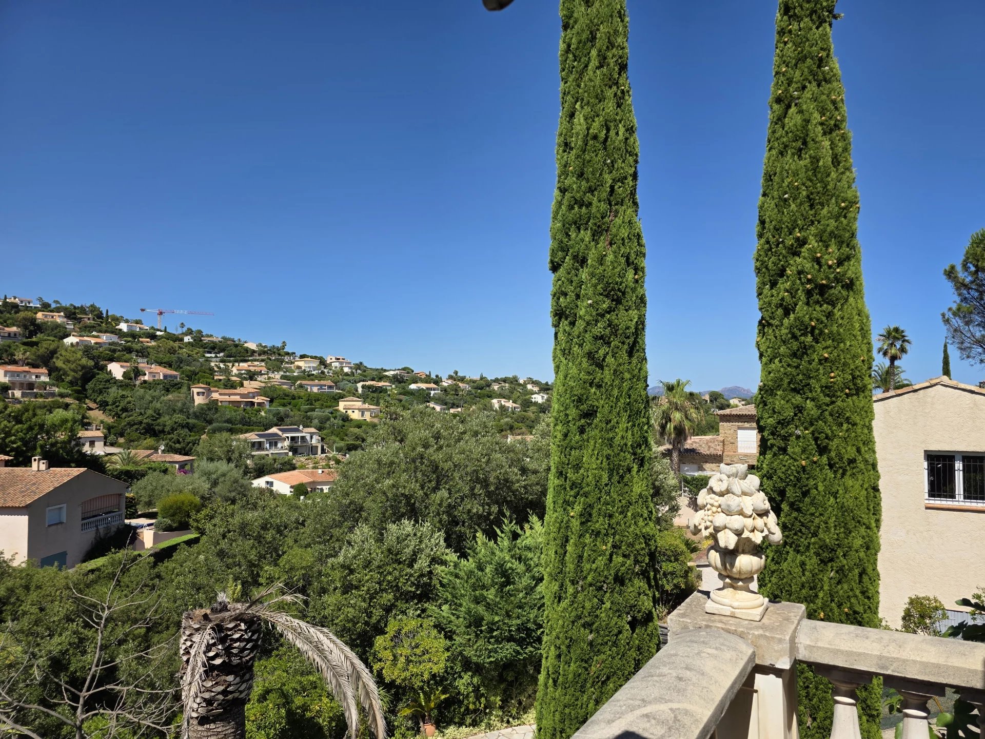 3 Bed, HouseFor Sale, Roquebrune-sur-Argens, Var