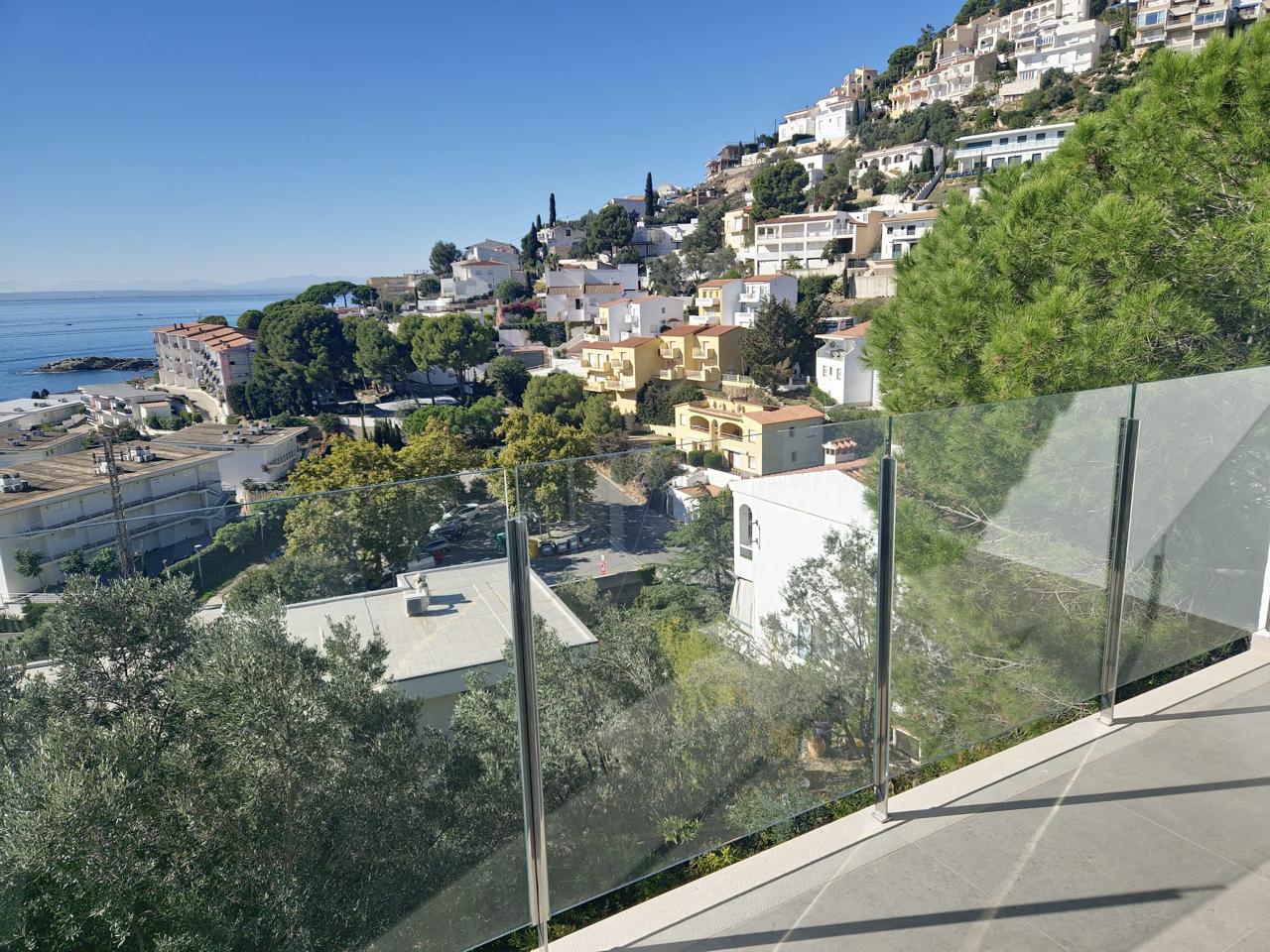 4 Bed, 3 Bath, HouseFor Sale, Roses, Girona, 17480