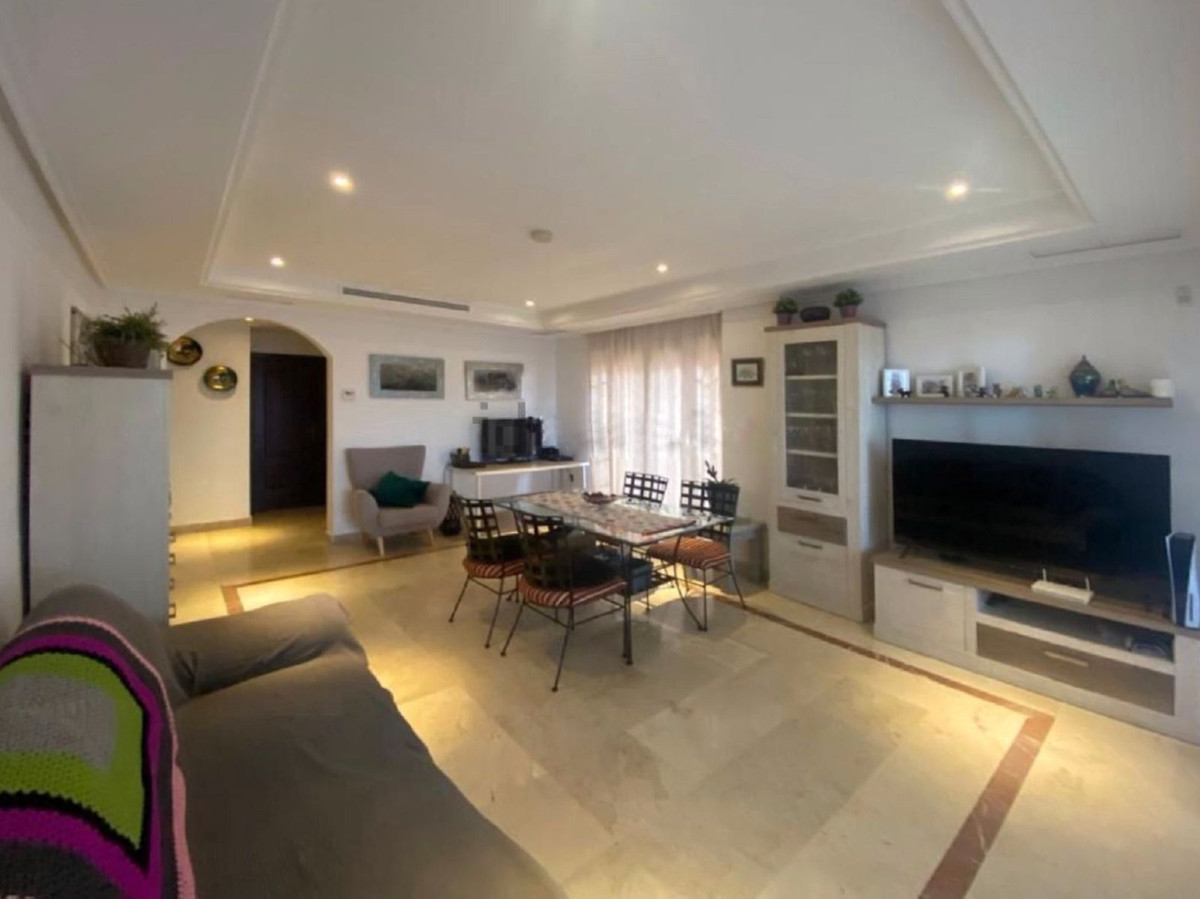 2 Bed, 2 Bath, ApartmentFor Sale, Elviria, Malaga