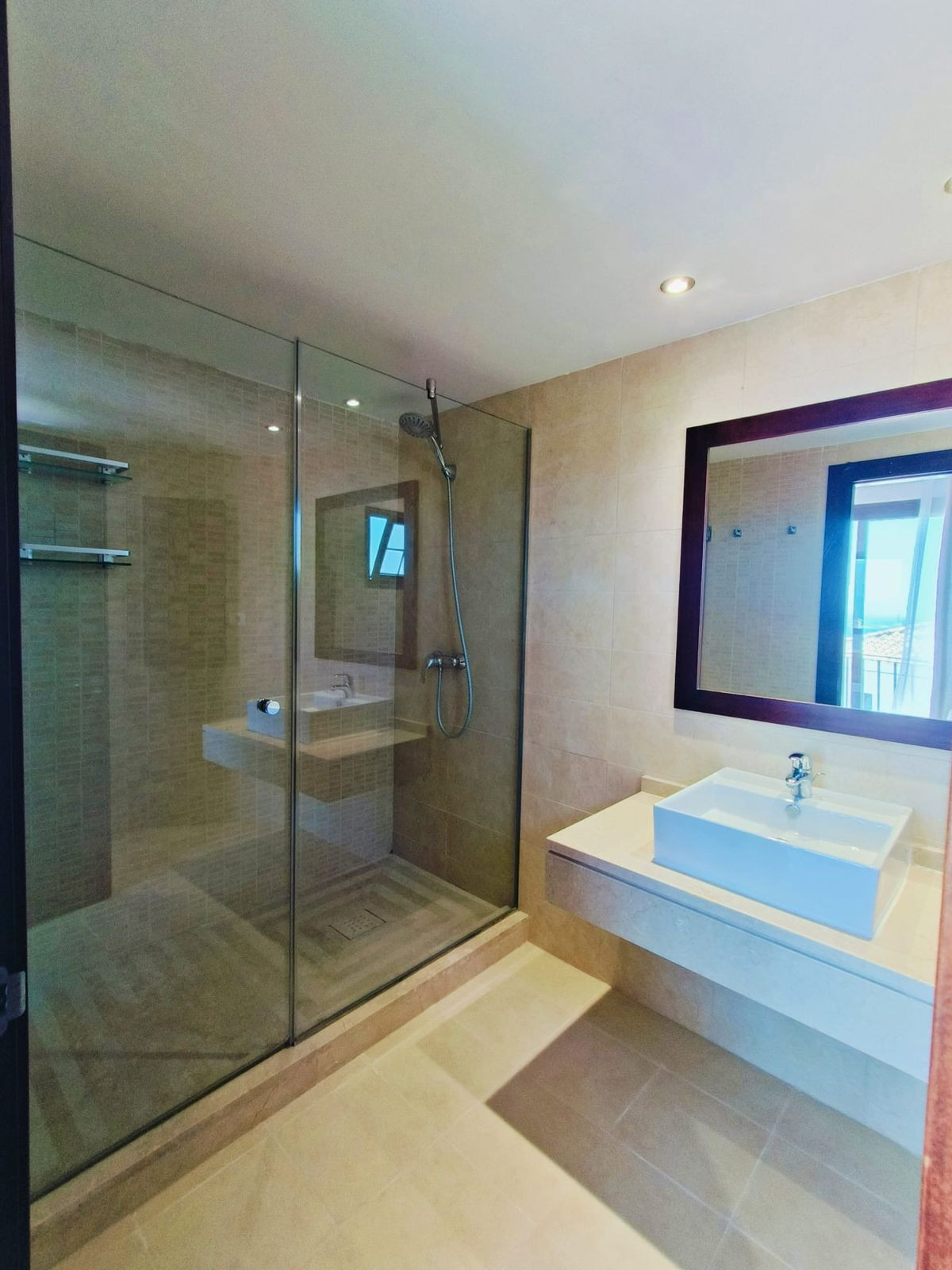 4 Bed, 3 Bath, ApartmentFor Sale, Los Monteros, Malaga