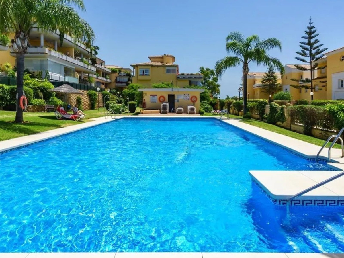 3 Bed, 2 Bath, ApartmentFor Sale, Cabopino, Malaga