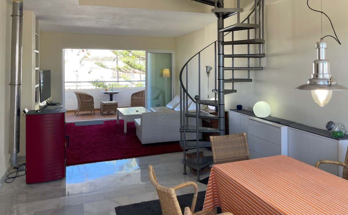 3 Bed, 2 Bath, ApartmentFor Sale, Marbella, Malaga