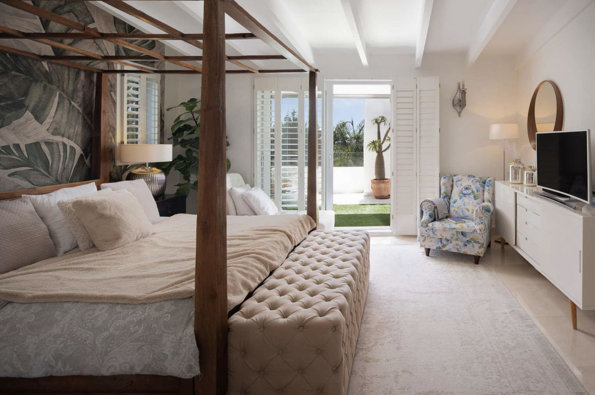 3 Bed, 2 Bath, HouseFor Sale, La Quinta, Malaga