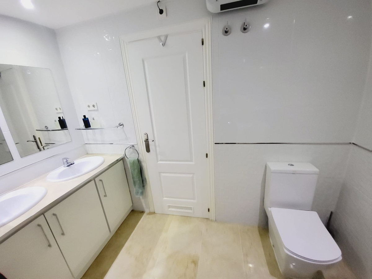 2 Bed, 2 Bath, ApartmentFor Sale, Riviera Del Sol, Malaga