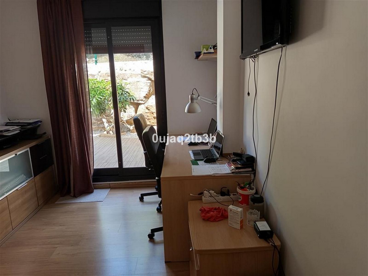 3 Bed, 2 Bath, ApartmentFor Sale, Selwo, Malaga 3 Bed, 2 Bath, ApartmentFor Sale, Selwo, Malaga