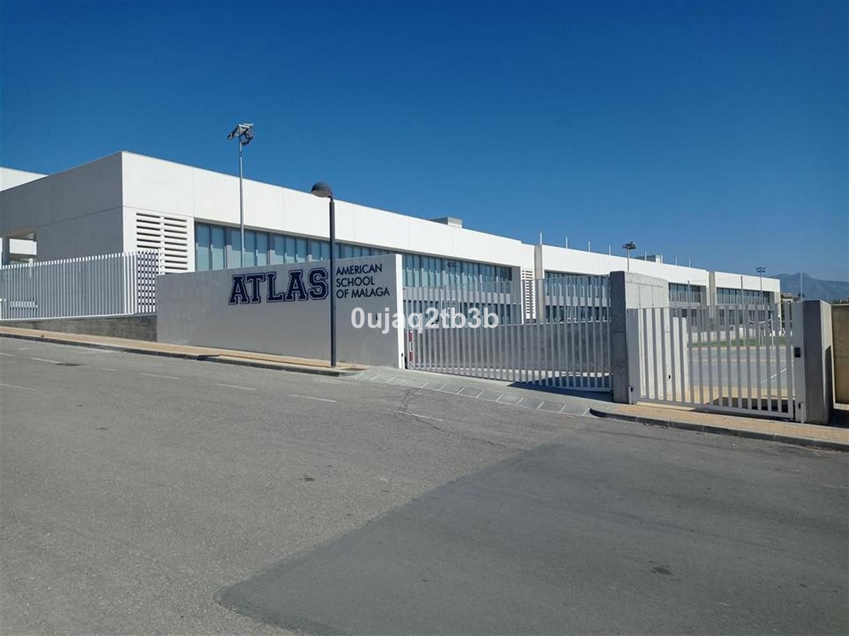 3 Bed, 2 Bath, ApartmentFor Sale, Selwo, Malaga 3 Bed, 2 Bath, ApartmentFor Sale, Selwo, Malaga