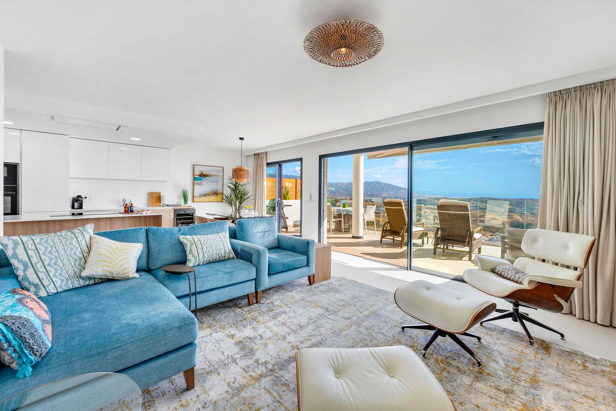 2 Bed, 2 Bath, ApartmentFor Sale, Calanova Golf, Malaga 2 Bed, 2 Bath, ApartmentFor Sale, Calanova Golf, Malaga