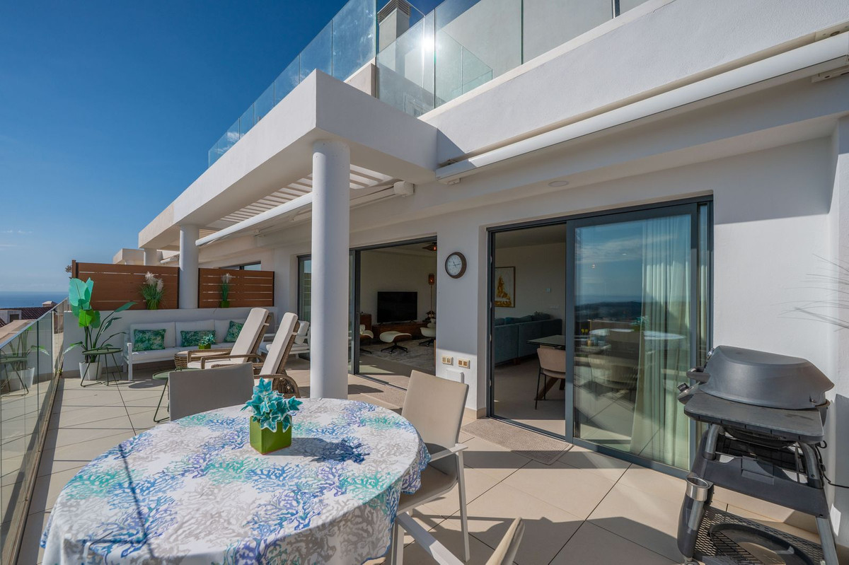 2 Bed, 2 Bath, ApartmentFor Sale, Calanova Golf, Malaga 2 Bed, 2 Bath, ApartmentFor Sale, Calanova Golf, Malaga