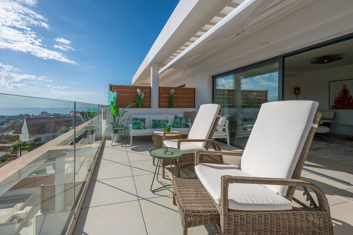 2 Bed, 2 Bath, ApartmentFor Sale, Calanova Golf, Malaga 2 Bed, 2 Bath, ApartmentFor Sale, Calanova Golf, Malaga