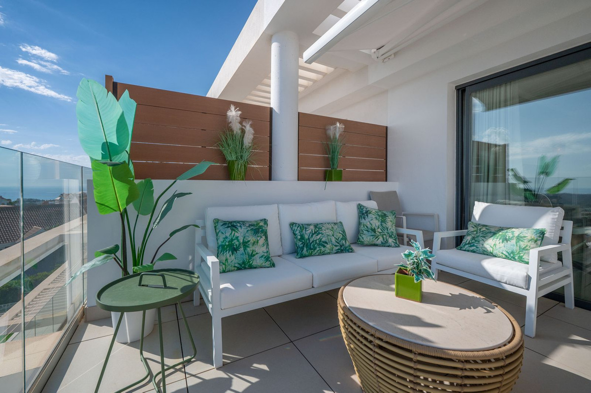 2 Bed, 2 Bath, ApartmentFor Sale, Calanova Golf, Malaga 2 Bed, 2 Bath, ApartmentFor Sale, Calanova Golf, Malaga