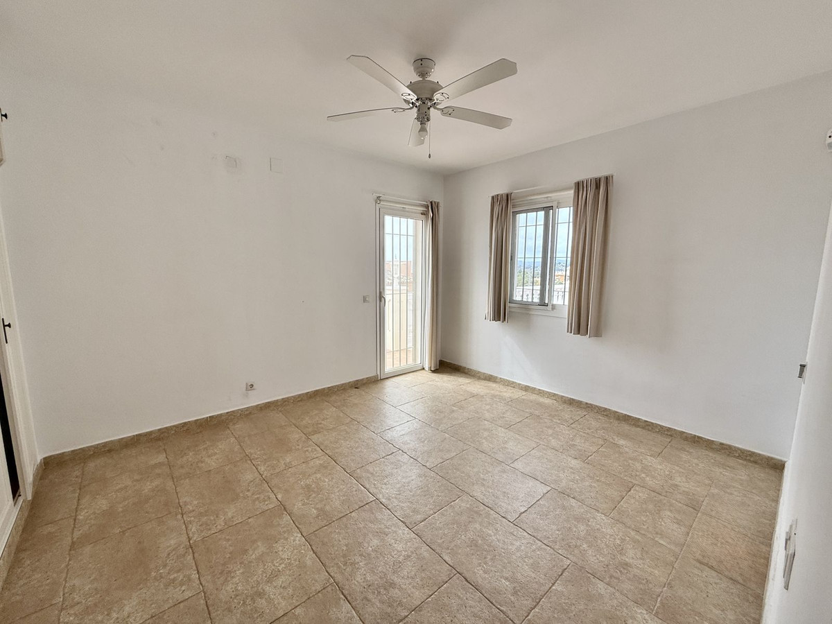 6 Bed, 4 Bath, HouseFor Sale, Fuengirola, Malaga 6 Bed, 4 Bath, HouseFor Sale, Fuengirola, Malaga