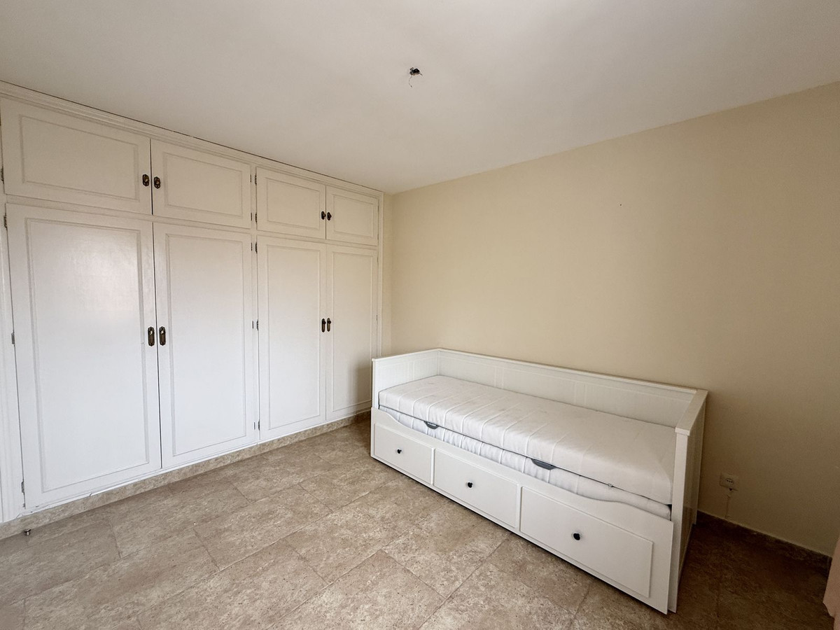 6 Bed, 4 Bath, HouseFor Sale, Fuengirola, Malaga 6 Bed, 4 Bath, HouseFor Sale, Fuengirola, Malaga