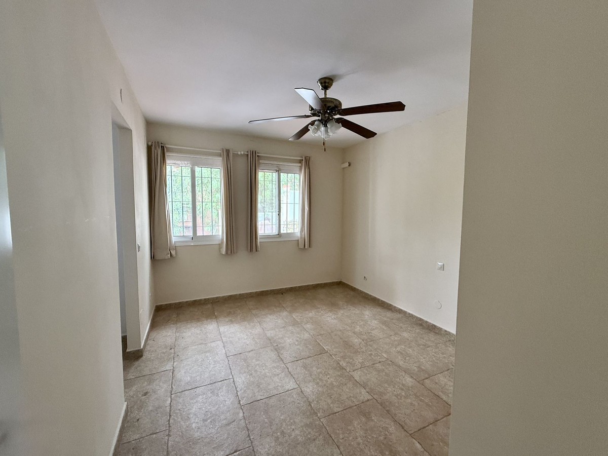 6 Bed, 4 Bath, HouseFor Sale, Fuengirola, Malaga 6 Bed, 4 Bath, HouseFor Sale, Fuengirola, Malaga