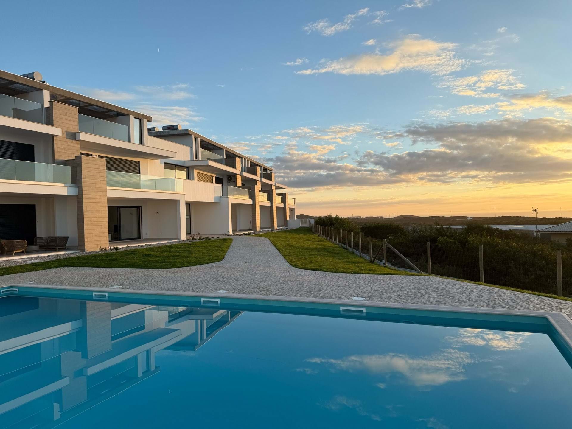 2 Bed, 2 Bath, ApartmentFor Sale, Nazaré, Leiria, 2450-000